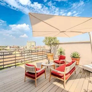 Cadamosto Art Penthouse With Terrace R&r Appartamento Milano