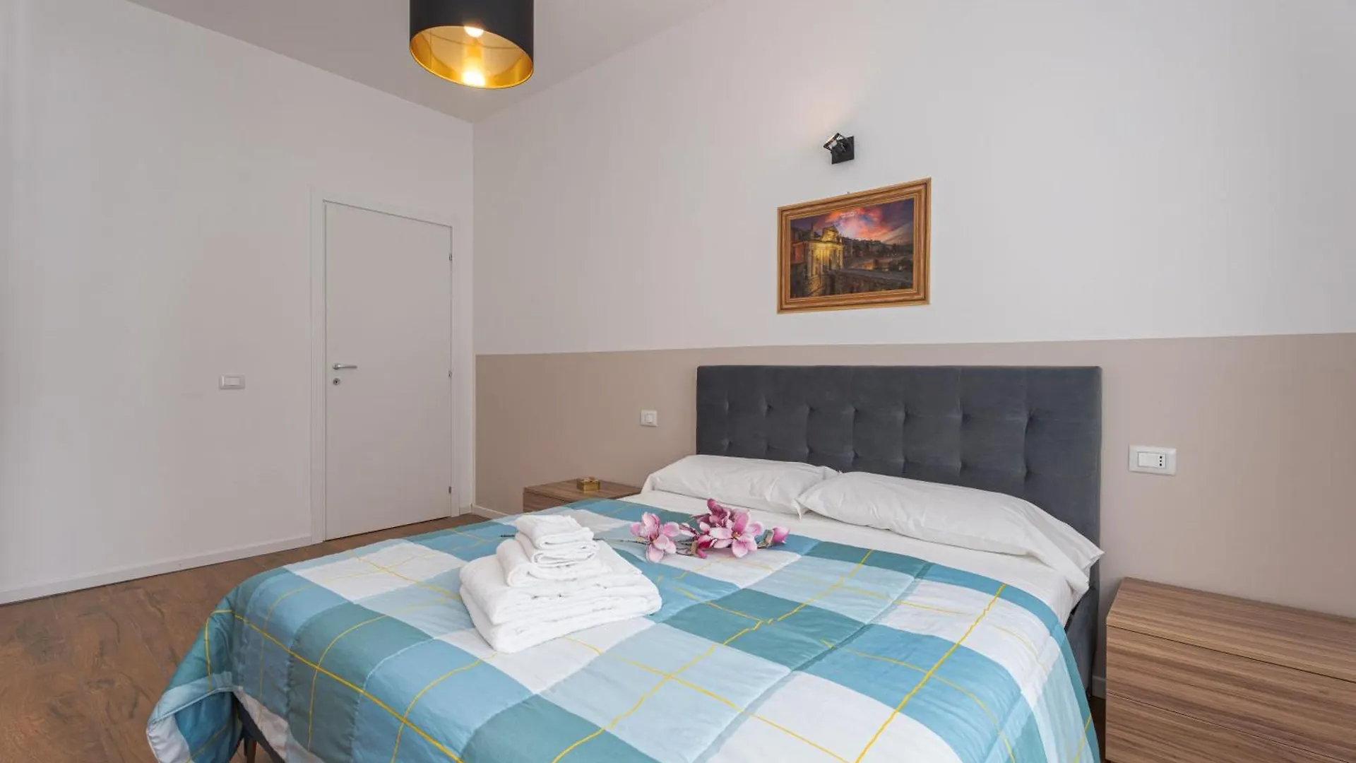 Apartments Vistallihouse Bergamo Italy