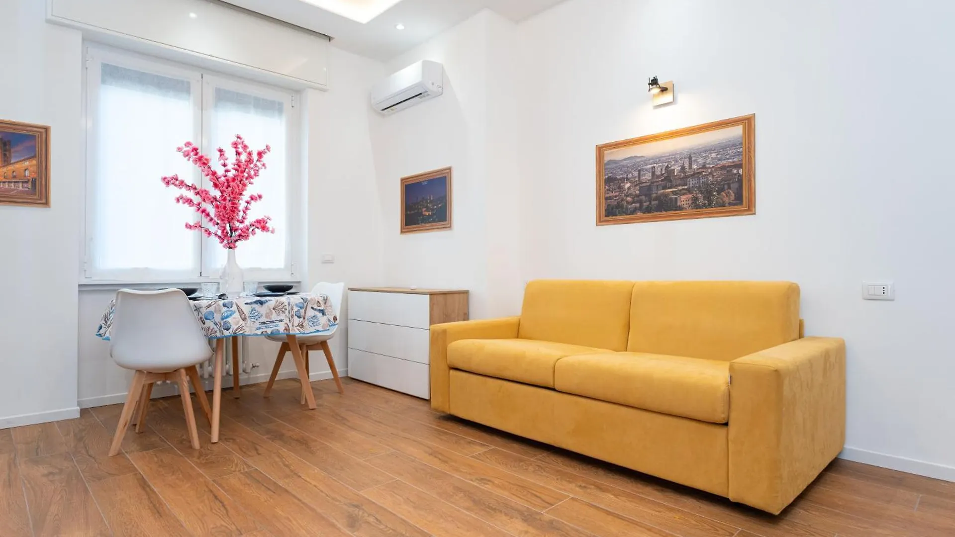 Apartments Vistallihouse Бергамо