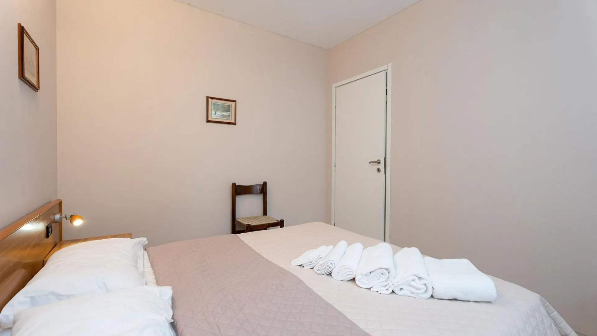 Apartments Vistallihouse Бергамо Италия