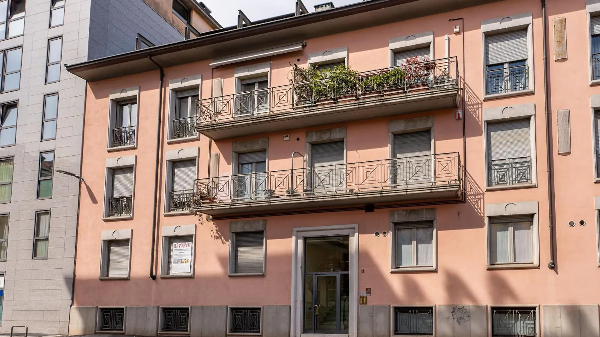 Apartments Vistallihouse Бергамо 0*,