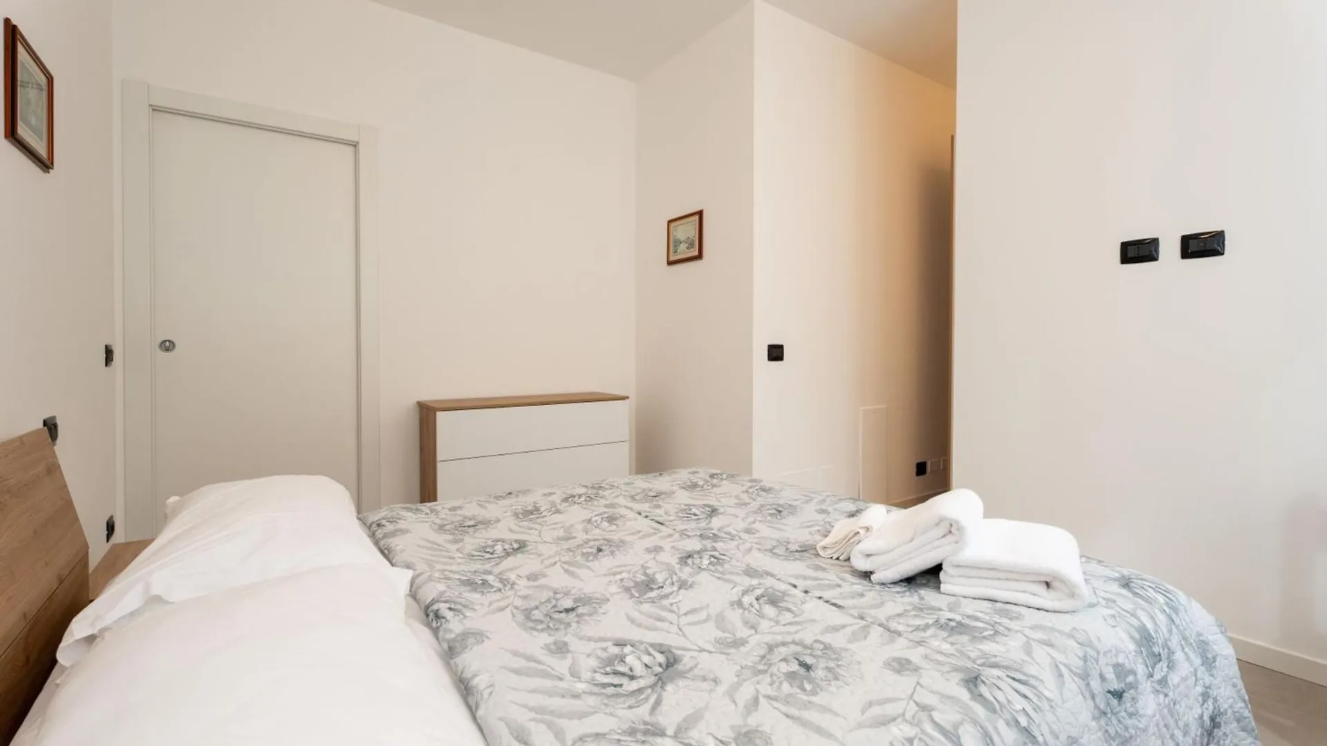 Apartments Vistallihouse Бергамо