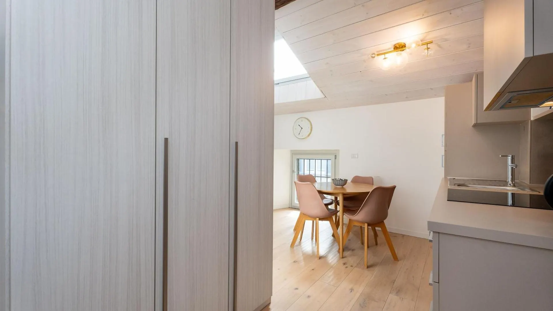 Apartments Vistallihouse Бергамо
