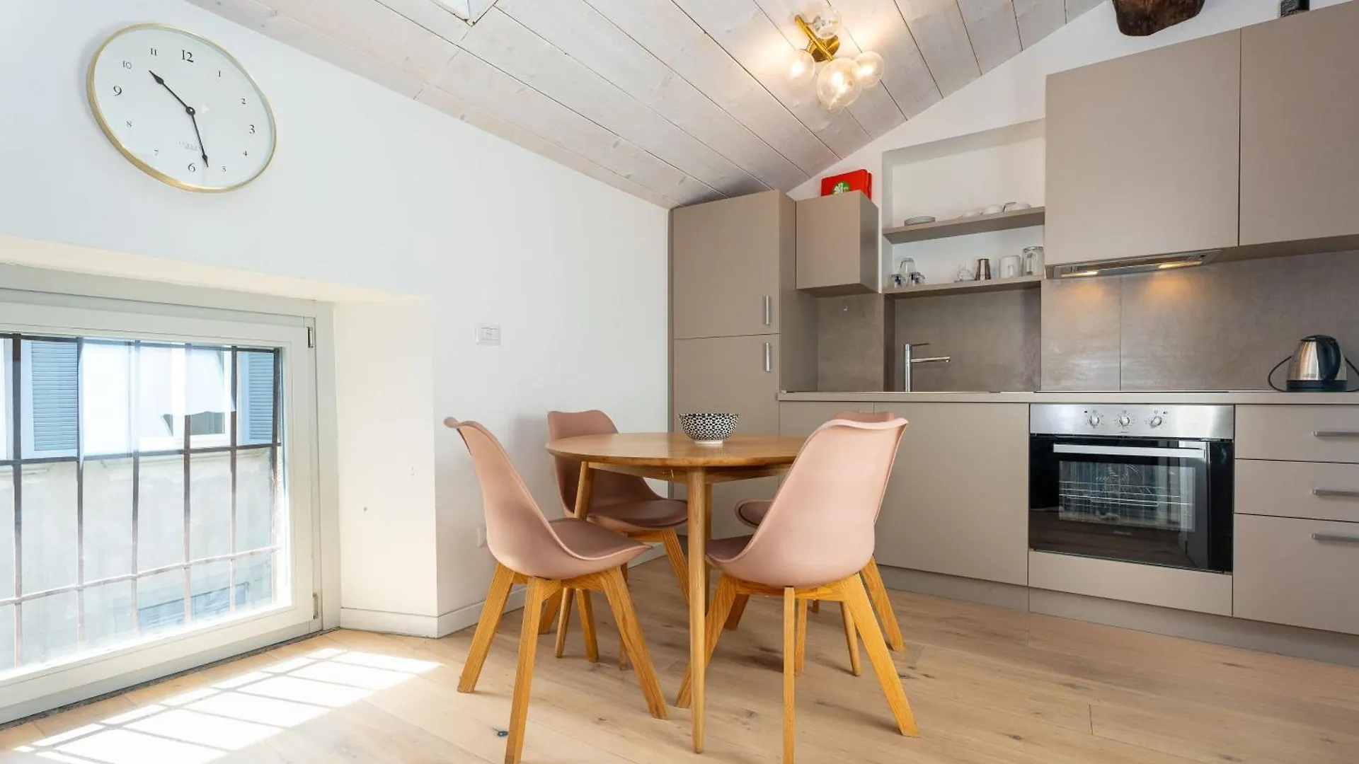 Apartments Vistallihouse Бергамо Италия